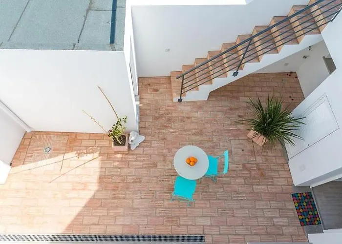 Cozy Townhouse With Terrace Roof Solarium, 5min To 別荘 *