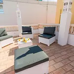 Cozy Townhouse With Terrace Roof Solarium, 5min To
