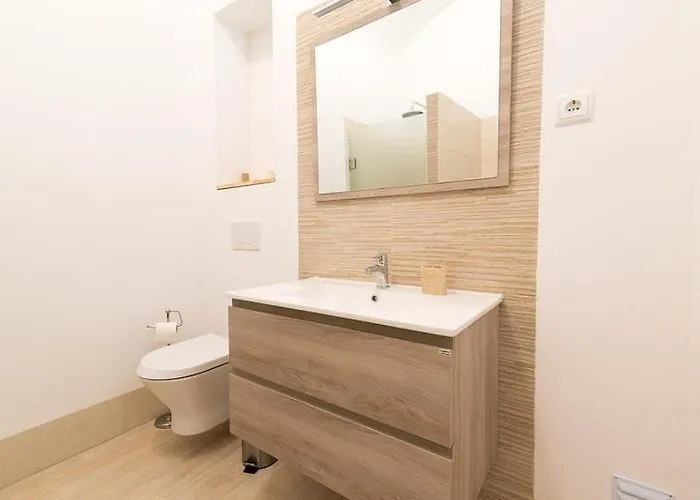 Ferienhaus Cozy Fuseta Townhouse With Terrace Roof Solarium, 5Min To Beach
