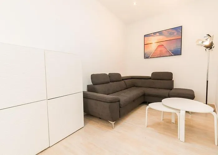 Ferienhaus Cozy Fuseta Townhouse With Terrace Roof Solarium, 5Min To Beach *