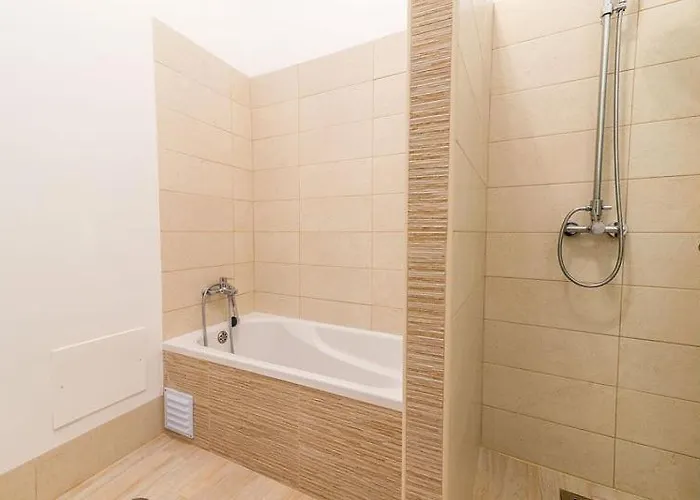 Ferienhaus Cozy Fuseta Townhouse With Terrace Roof Solarium, 5Min To Beach *