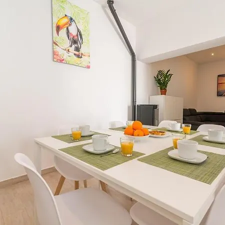 Cozy Townhouse With Terrace Roof Solarium, 5min To * Fuseta